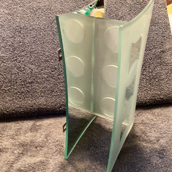 Beautiful Retired Party Lite Glass Tealight/Votive Candle Holder - Picture 15 of 16